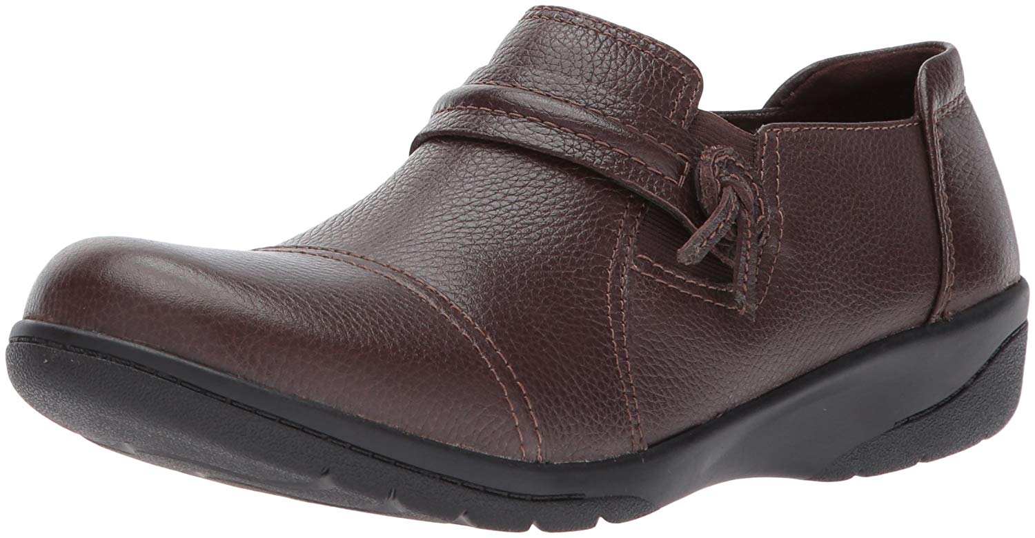 round toe clarks loafers womens