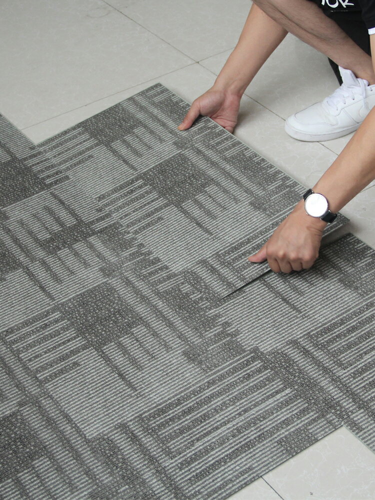 spc鎖扣地板PVC卡扣石塑木地板革仿瓷磚家用加厚耐磨防水泥地板貼