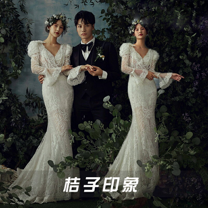 新款影樓拍照婚紗禮服工作室情侶攝影主題服裝白色修身花邊魚尾服