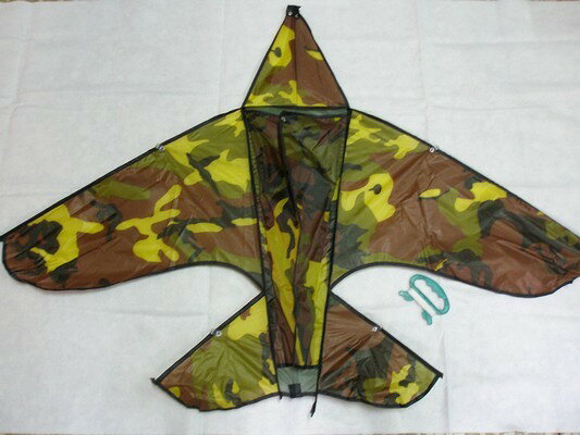 飛機造型風箏 迷彩立體飛機風箏 布面骨架全碳籤維120cm x 85cm(特大)/一組入(定180)【APP滿額下單10%點數(單一帳號最高1000點)】9/30止