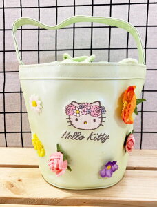 【震撼精品百貨】Hello Kitty 凱蒂貓 日本SANRIO三麗鷗手提袋-綠底花圈*94876 震撼日式精品百貨