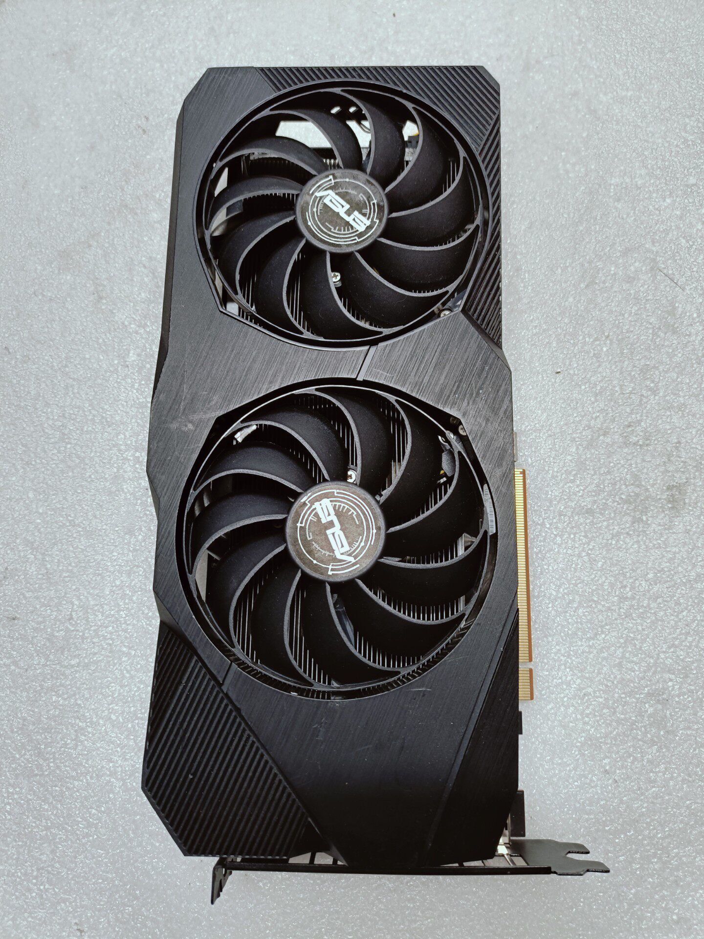 華碩 TUF GAMING RX5700 8G 顯卡 效能穩定 高效能遊戲顯卡 電競必備 支援自提