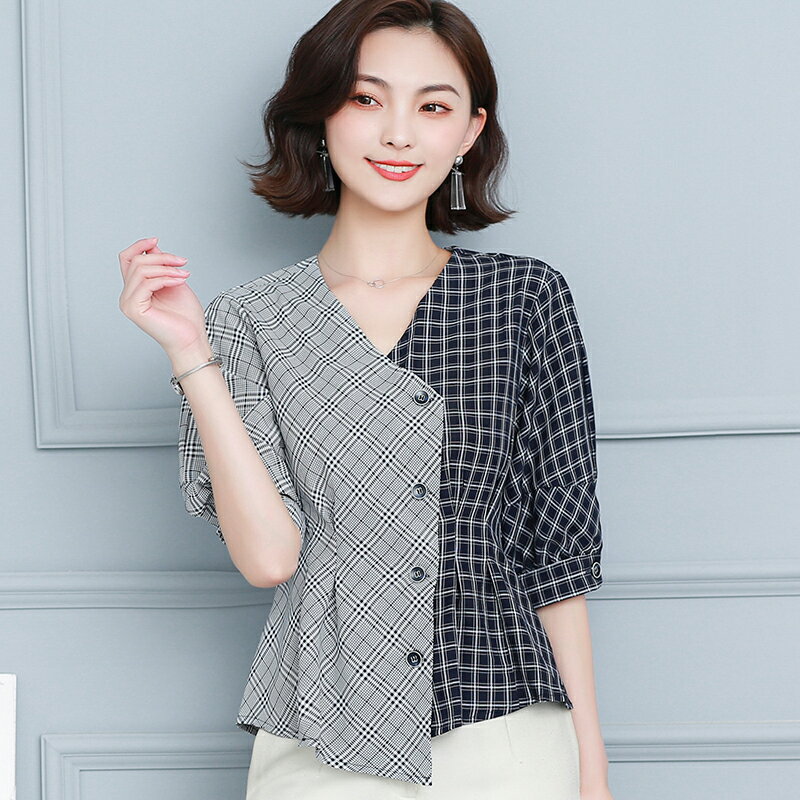 法式格子v領襯衫新款韓版不對稱上衣女夏復古不規則收腰襯衣