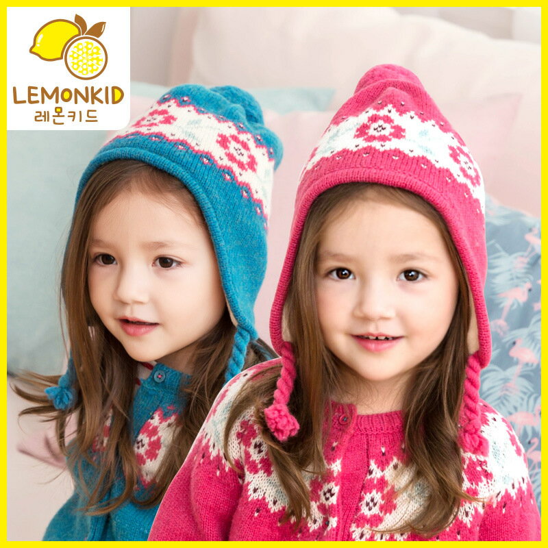 WallFree窩自在★簡約花朵羊毛帽護耳帽