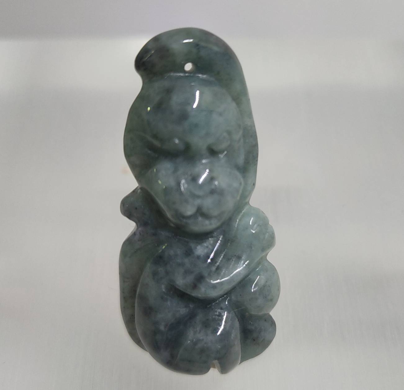 翡翠吊飾(猴) -人養玉三年，玉養人一生-平安富貴.天然翡翠緬甸玉A貨