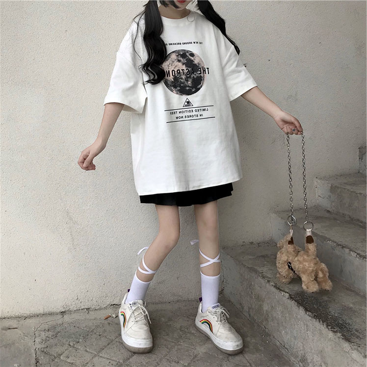 ins超火短袖T恤女2020新款寬松韓版潮學生嘻哈蹦迪抑鬱系半袖上衣