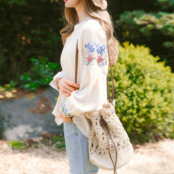 草編水桶包 草編包 編織包 藤編包 束口包 縮口包 背包 側背包 斜跨包 肩背包 拉繩 小包 花 民族圖騰 韓 ANNA S. 2