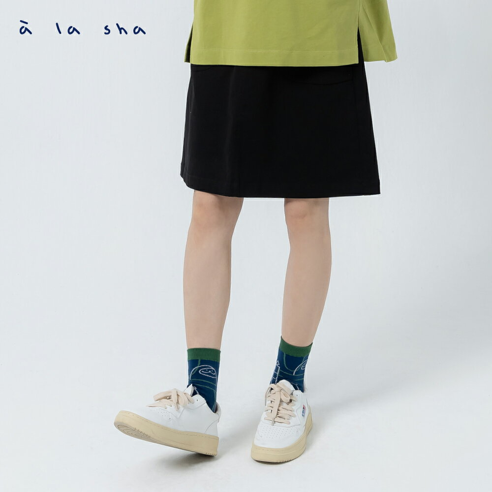 a la sha LOGO繡花口袋短裙