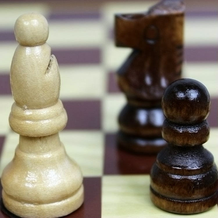 （7合一）國際象棋 桃木國際象棋 帶英文說明書