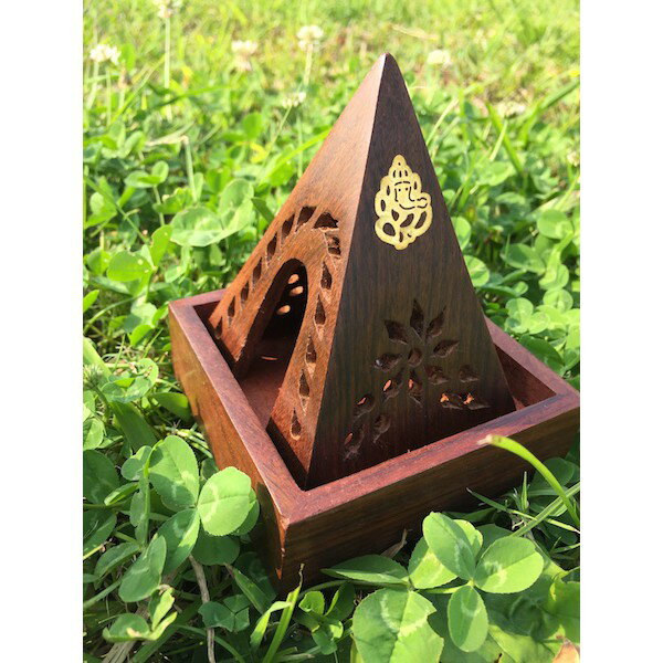 [綺異館] 印度 金字塔 純手工塔香盒 木盒 香盒 點香盒 贈塔香試用 wood box -pyramid