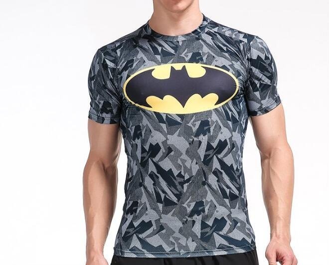 FINDSENSE MD 日系 時尚 男 胸前蝙蝠標 高彈力 緊身運動短T 訓練服 跑步 健身T恤 3D 圖案 短袖T恤