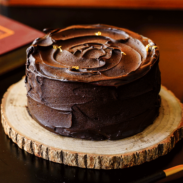 【奧瑪烘焙】醇黑生巧克力蛋糕（6吋）