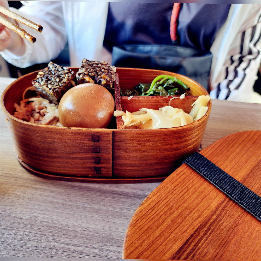 美麗大街【112021911】愛心便當 日式木質飯盒 便當盒學生分格午餐便當盒
