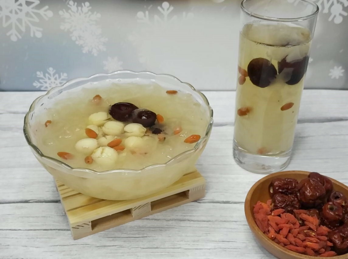 銀耳蓮子湯800ML~台東好口碑/獨家特製手法/低熱量健康飲品/夏天消暑聖品/零化學/宅配美食/團購/慶開幕低溫滿千免運 1