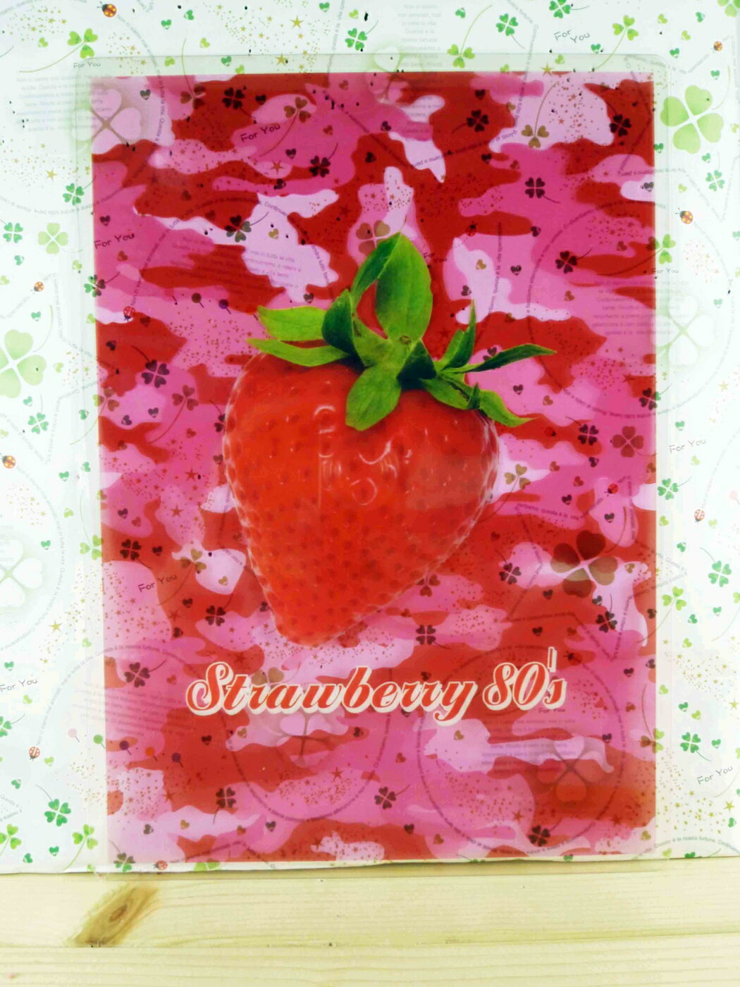 【震撼精品百貨】草莓 Strawberry 墊板-紅迷彩 震撼日式精品百貨