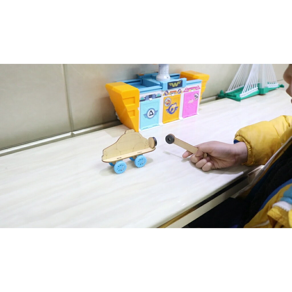 【優選百貨】磁力滑板車小學生diy手工材料包兒童磁力玩具小車科技小制作實驗[DIY]