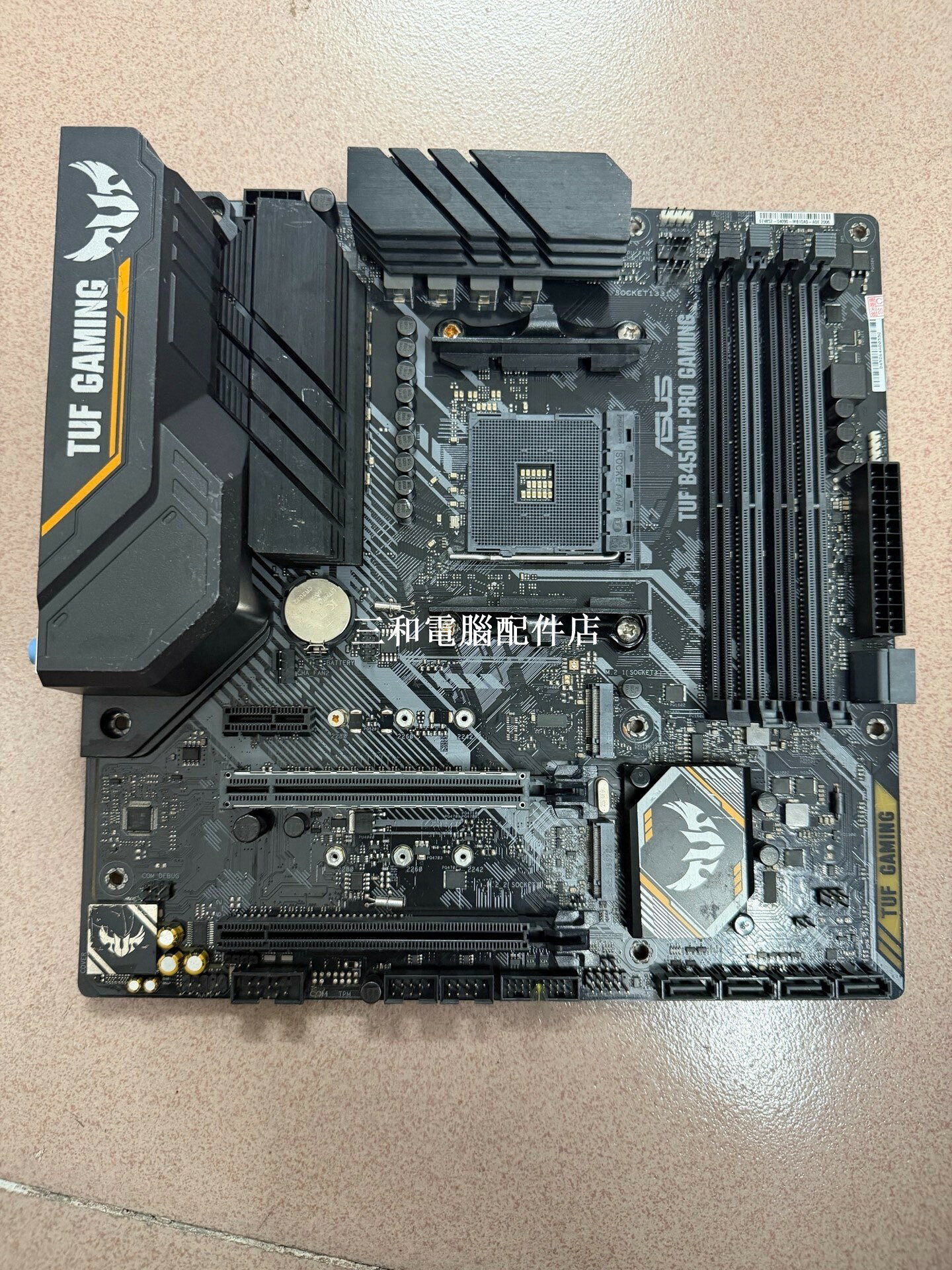 華碩TUF B450M PRO GAMING 二手主機板 AM4 Micro ATX 大板 M2 介面 散熱器扣具 完整後擋板