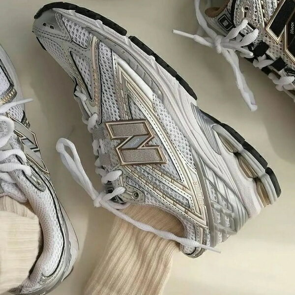 【滿額現折200】NEW BALANCE 慢跑鞋 NB 1906R 白金銀 復古 情侶鞋 男女 M1906RI