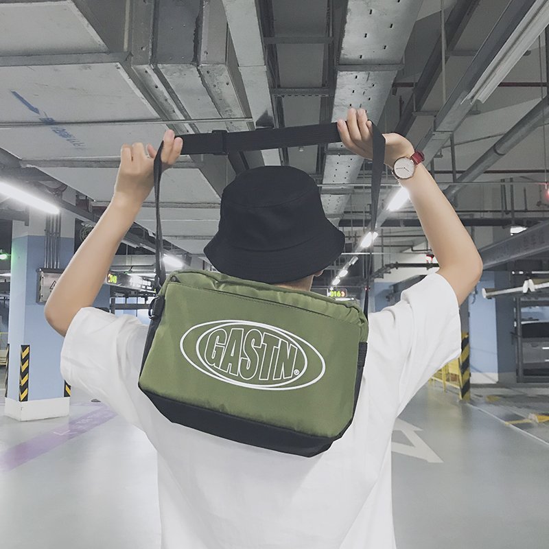 FINDSENSE品牌 韓國 新款 百搭時尚 文藝字母 單肩腰包 潮流 側背包 斜跨小包包 旅行包