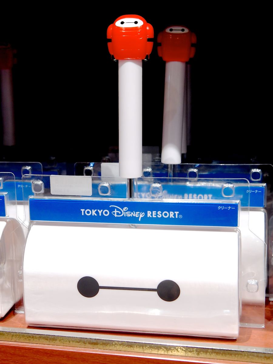 日本東京迪士尼Disney大英雄天團杯麵BAYMAX滾輪除塵貼紙沾黏徹底清潔毛絮居家（可替換）-絕版品