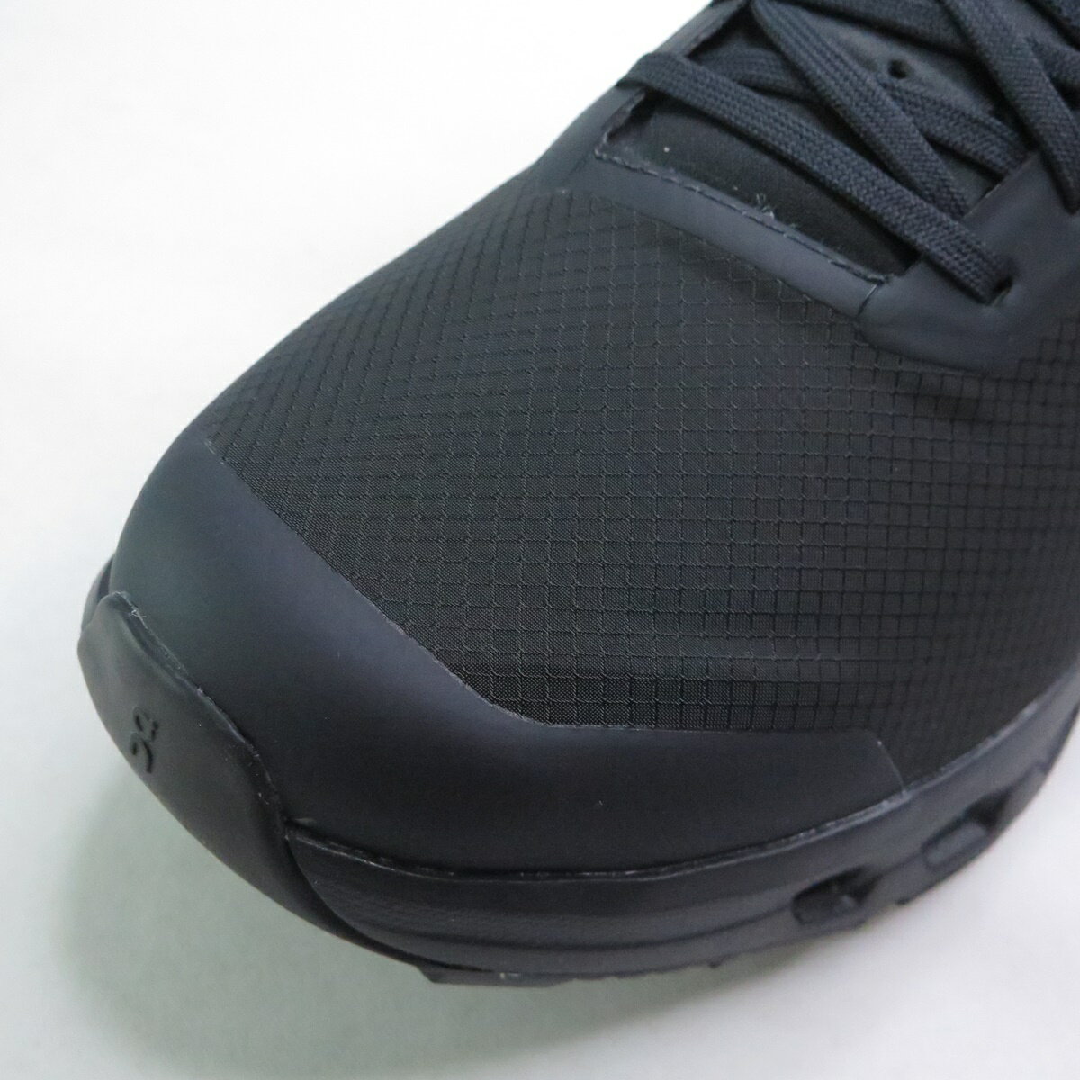 On 瑞士昂跑 3ME30111043 Cloudvista 2 男 越野跑鞋 黑 6