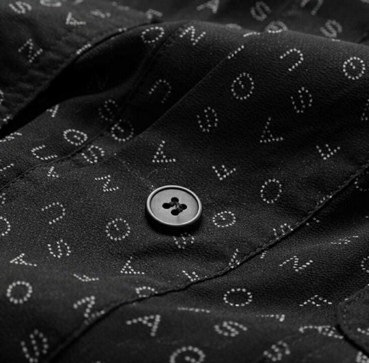 中大尺碼韓版女裝 寬鬆百搭字母雪紡上衣 時尚氣質簡約雪紡拼字母 五分袖上衣 雪紡衫 3