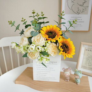【滿388出貨】ins向日葵假花仿真花束家居擺件客廳房間桌面紙袋裝飾品拍照道具