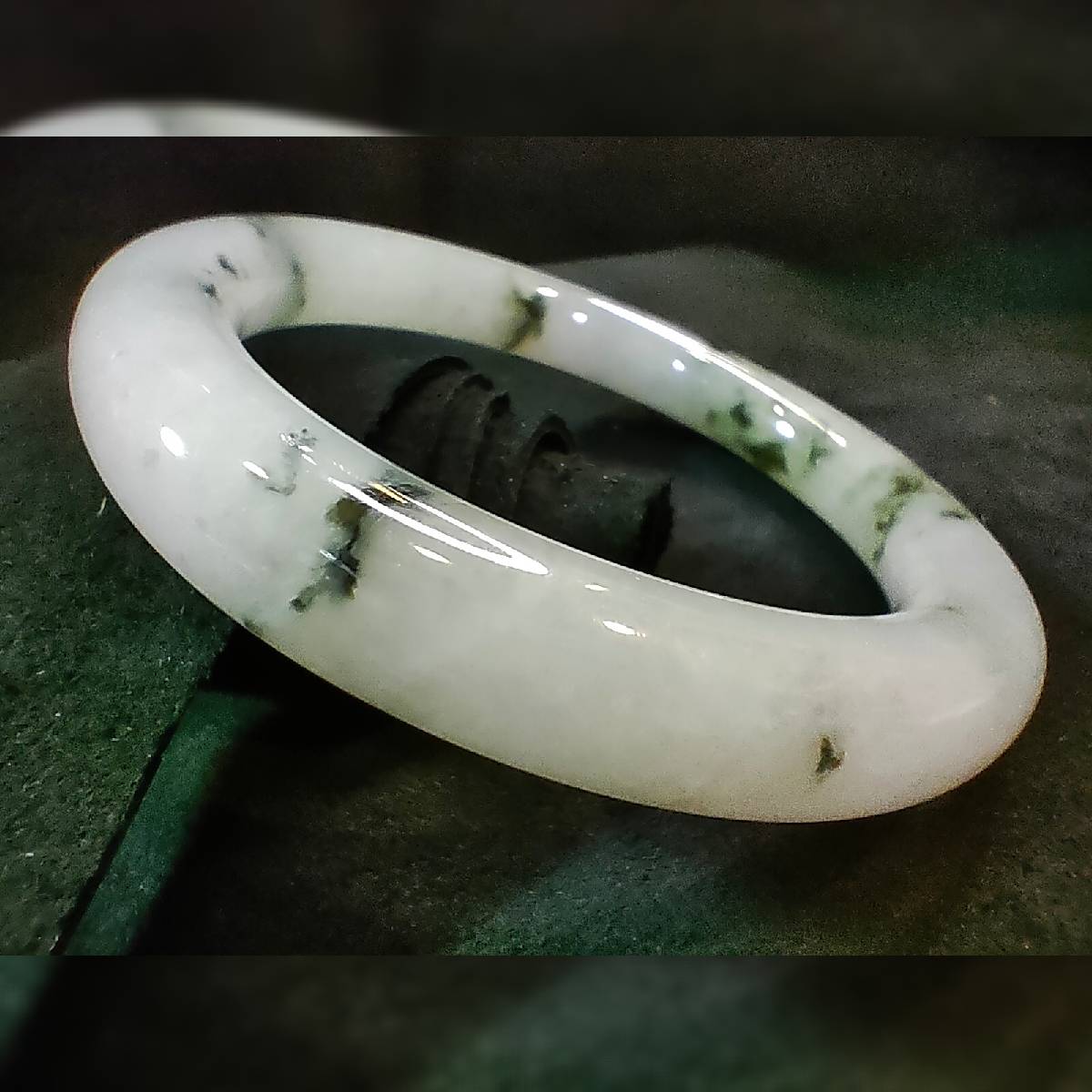 翡翠手鐲 #58 (58mm*10.5mm*10.2mm)  - 人養玉三年，玉養人一生.平安富貴 天然翡翠緬甸玉A貨 1