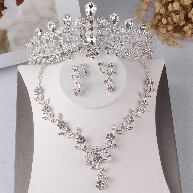 高端新娘飾品結婚皇冠鋯石水鉆項鏈耳環三件套婚紗配飾帶手工頭飾
