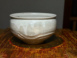 日本中古回流白釉粉引建水 粗陶柴燒手刻紋缽盂 杯洗湯碗