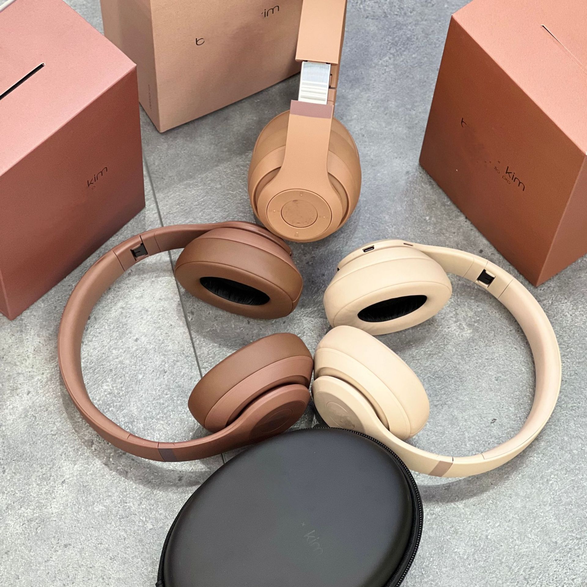 新款錄音師4代KIM聯名限量版studio pro頭戴式無線藍芽彈窗耳機