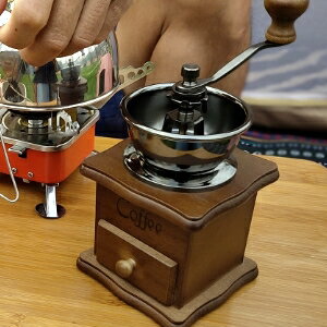 美麗大街【108042955】 復古咖啡豆研磨機