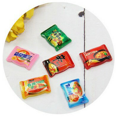 【漫格子】史萊姆配件材料 仿真食玩 袋裝方便面 史萊姆填充物 奶油手材料diy飾品材料 1