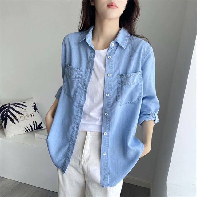 牛仔襯衫推薦到現貨~洋氣簡約口袋軟糯天絲牛仔襯衫尺寸：2XL  顏色：淺藍就在星辰小舖推薦牛仔襯衫