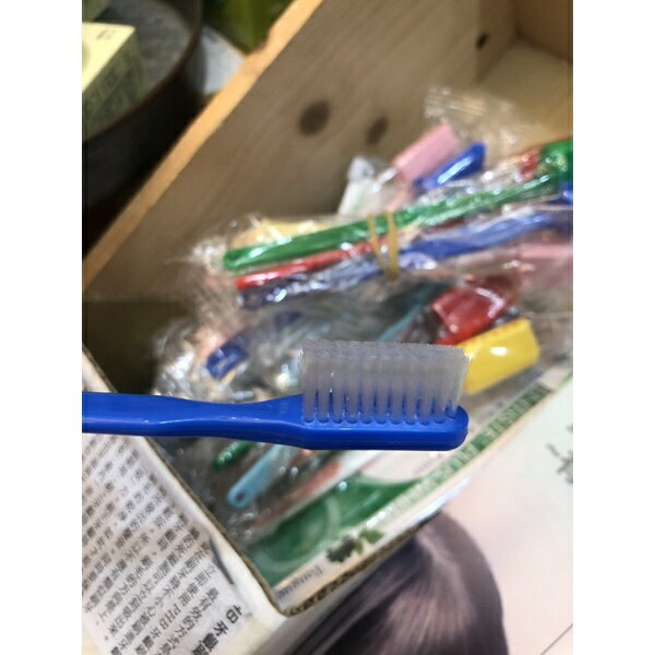 琉璃光 PHB牙齦刷5入1組(大人小孩皆可用）目前都是黑色 1