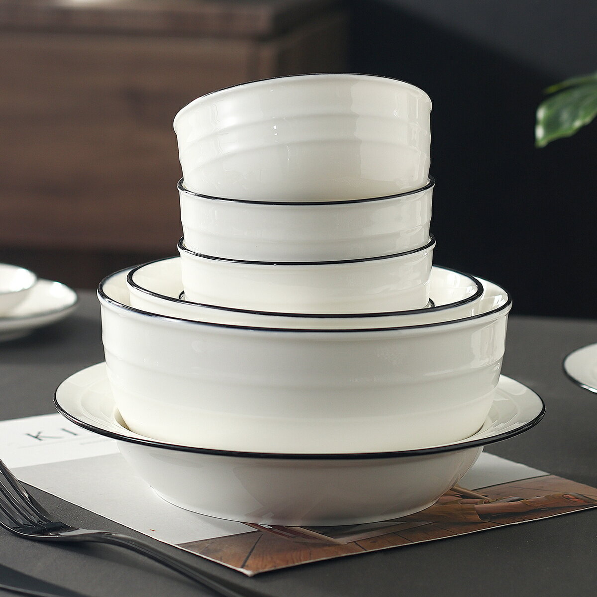 ins簡約碗碟套裝家用陶瓷碗日式飯碗盤子牛排盤沙拉碗組合餐具