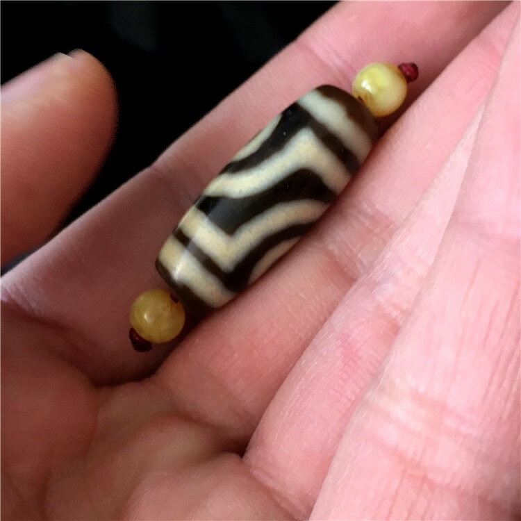 hatachu瑪瑙　天然三眼銀線天珠 西藏天然瑪瑙玉髓兩眼如意天珠吊墜藏式藏傳天珠二眼天珠吊墜1入| 銀