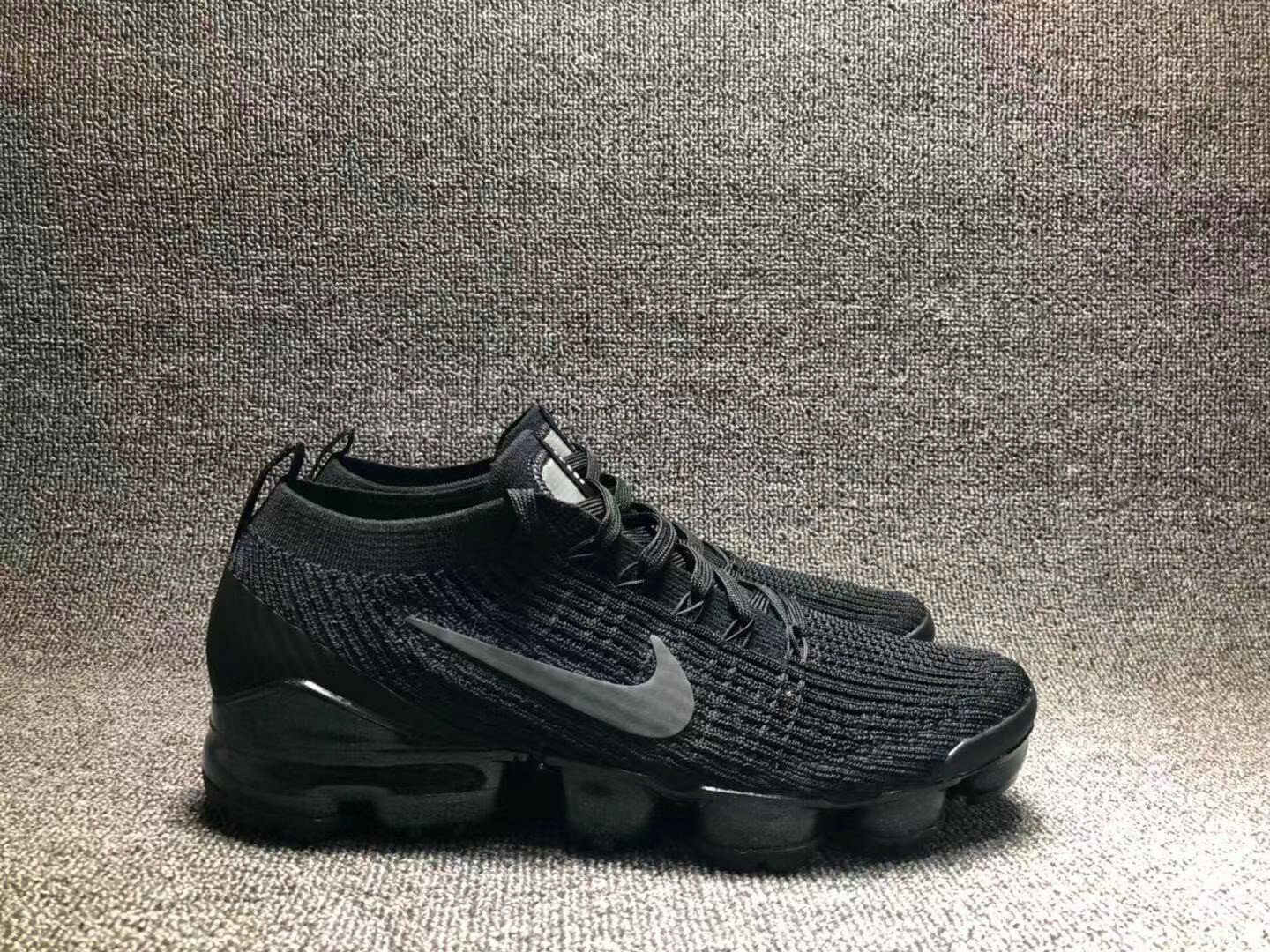 Nike Air Vapormax Flyknt 3.0 男女鞋 3