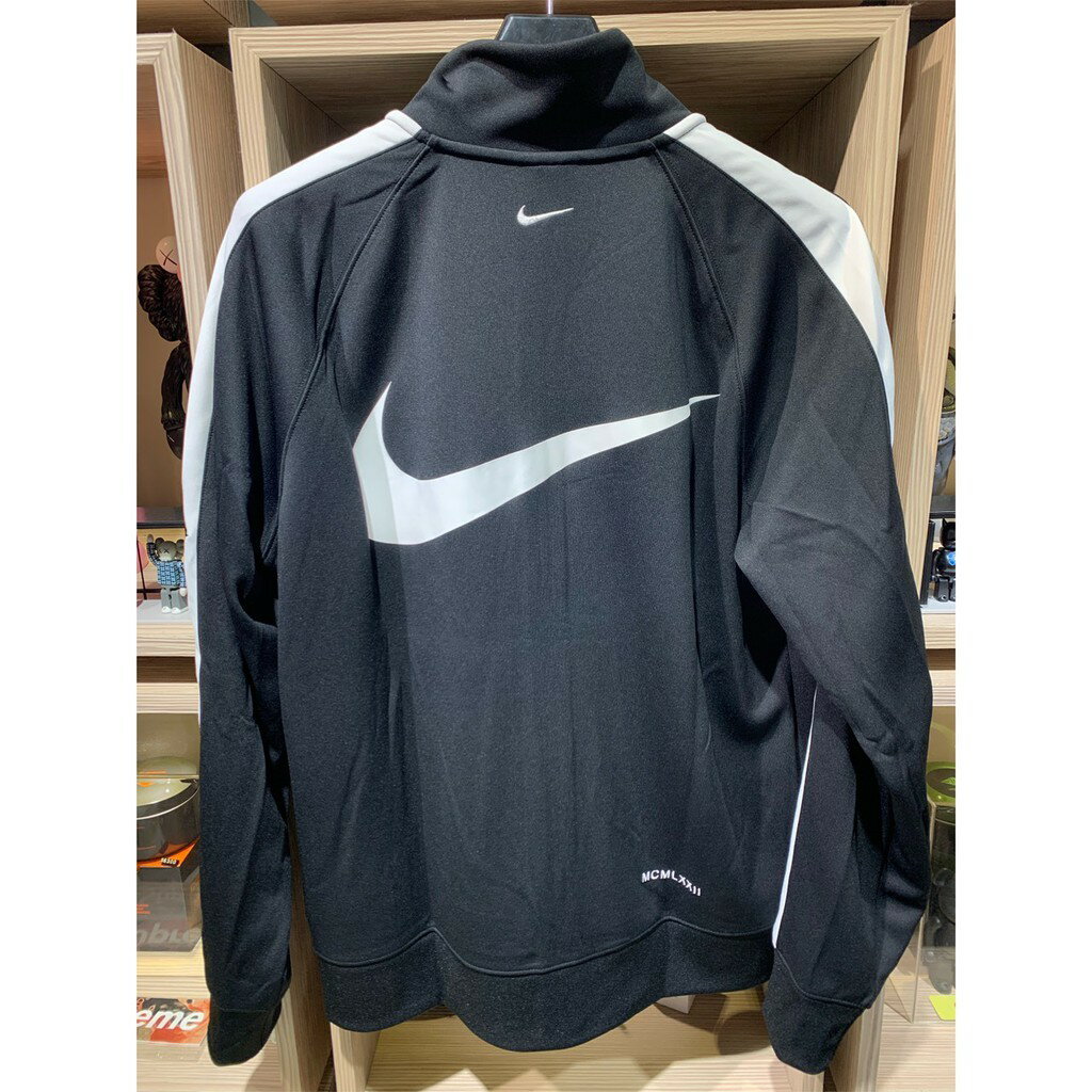 帝安諾- 實體店面Nike NSW Swoosh 周興哲雙勾大勾立領外套白邊運動外套