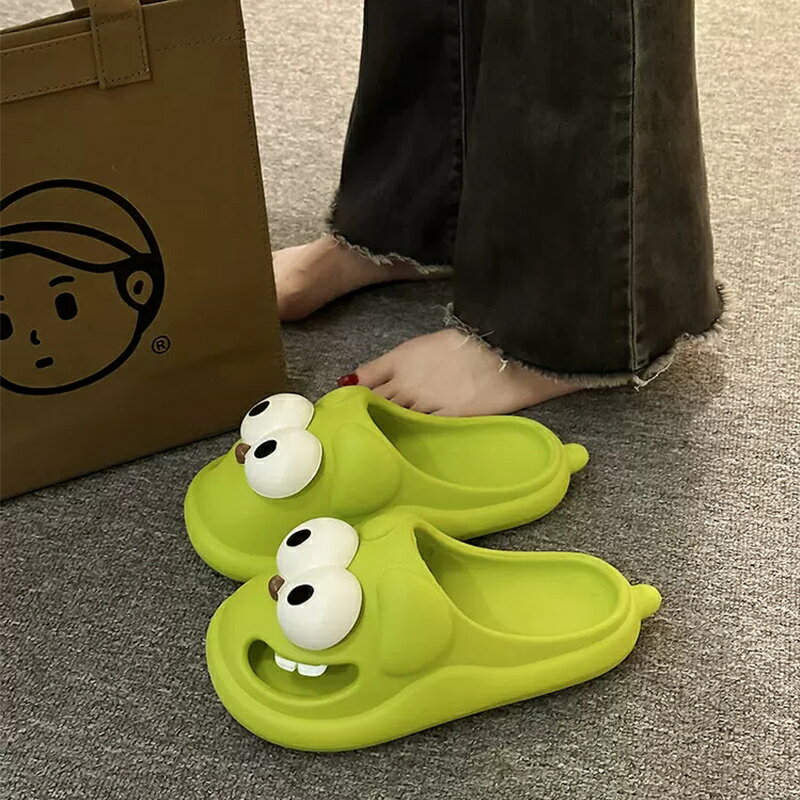 厚底洞洞鞋踩屎感拖鞋女時尚舒適外穿包頭室內防滑可愛卡通洞洞鞋【繁星小鎮】