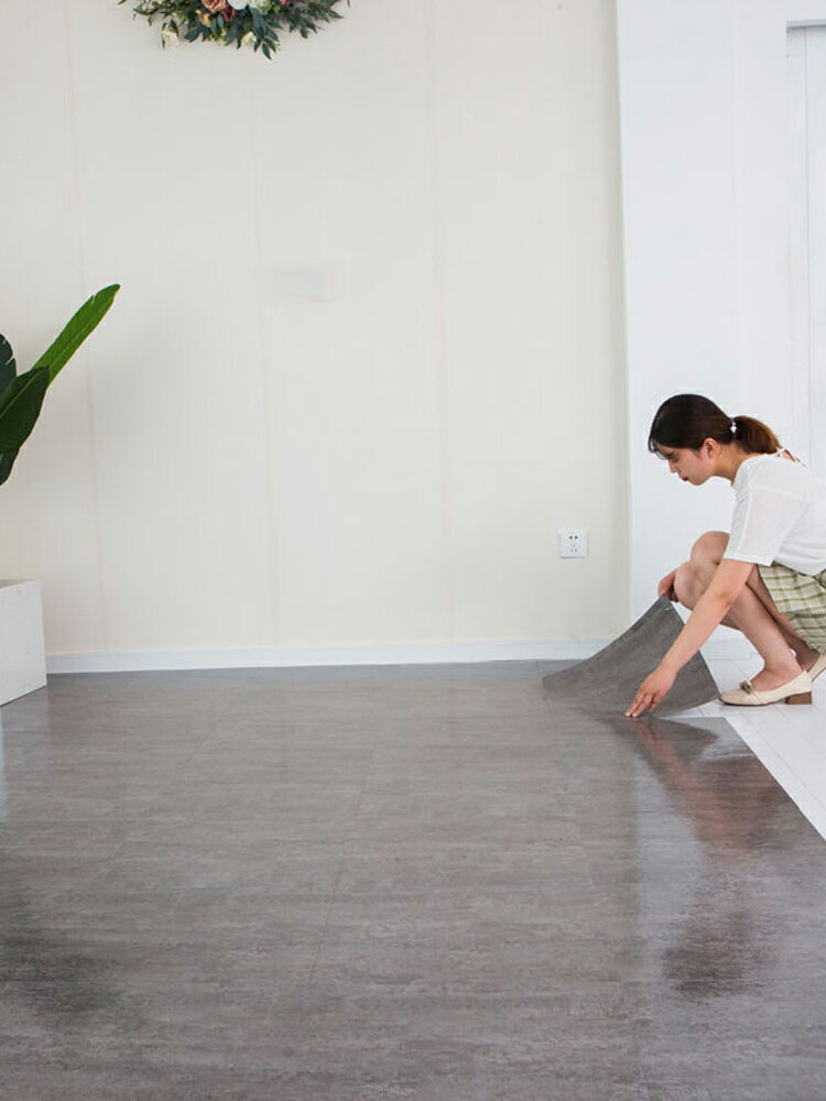 自粘地板革PVC地板貼紙地板膠加厚防水耐磨塑膠地板貼紙水泥環保