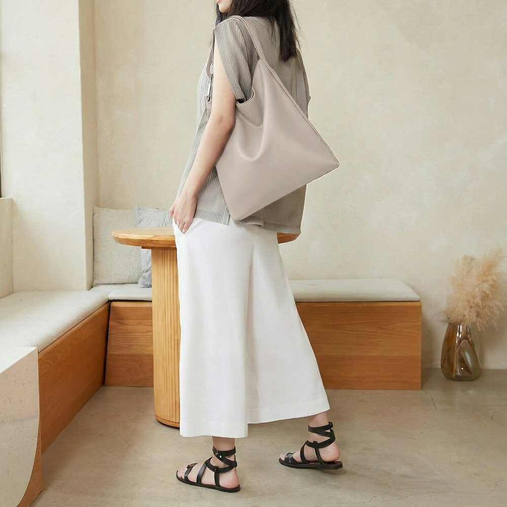 lsosceles Triangle Hobo Bag 等腰三角側背包 ◆ 手提包/側背包/單肩包 4