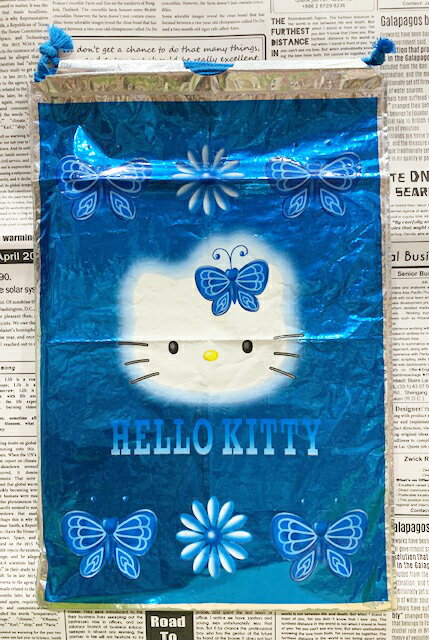 【震撼精品百貨】Hello Kitty 凱蒂貓 HELLO KITTY日本SANRIO三麗鷗KITTY縮口袋/購物袋-蝴蝶藍*72568 震撼日式精品百貨