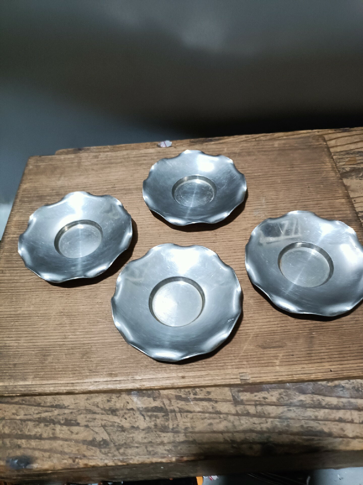 清時代 點銅在銘 古錫 茶托 12客 錫製 点銅款 時代物 茶道具WWST081 清時代 點銅在銘 古錫 茶托 12客 錫製 点銅款 時代物 茶道具