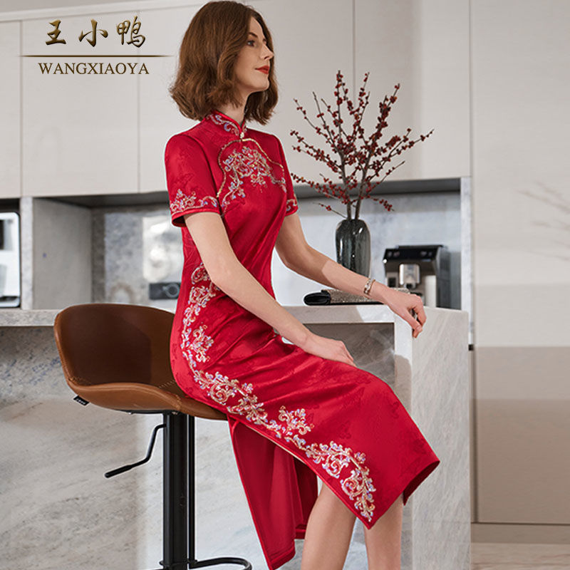 現貨免運！旗袍裙 旗袍 連衣裙 禮服 2024春夏新款紅色連衣裙女時尚優雅醋酸禮服裙輕奢 八折下殺 打骨折 可開發票