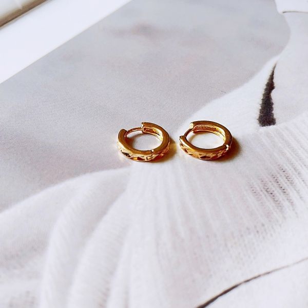 現貨專區｜折光菱形c圈環扣耳環(BPE74)｜送禮精選店家★Reyna jewelry 女王飾品