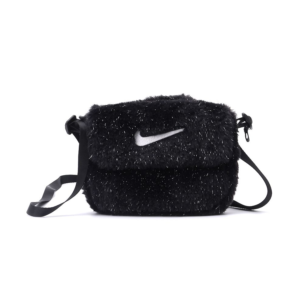 NIKE 人造皮草斜背包 黑 FZ1329-010