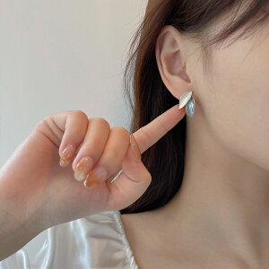 一抹藍色樹葉耳環2021年新款潮高級感輕奢耳釘女純銀小眾設計耳飾