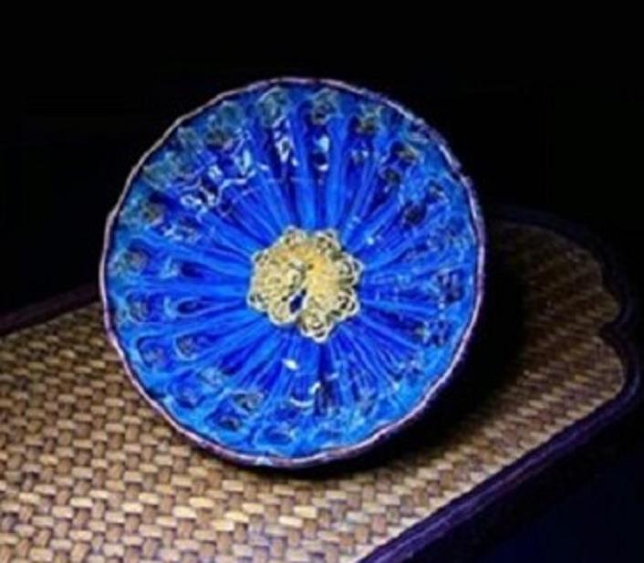 葵口龍底金孔雀茶器主人杯