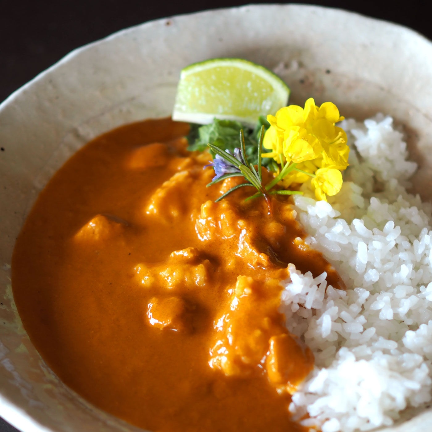 ✨現貨✨日本富良野奶油雞咖哩 180g｜北海道即食咖哩包｜洋蔥燉煮滑順濃郁｜微波加熱即食  一人份常備美食｜微波懶人料理 7